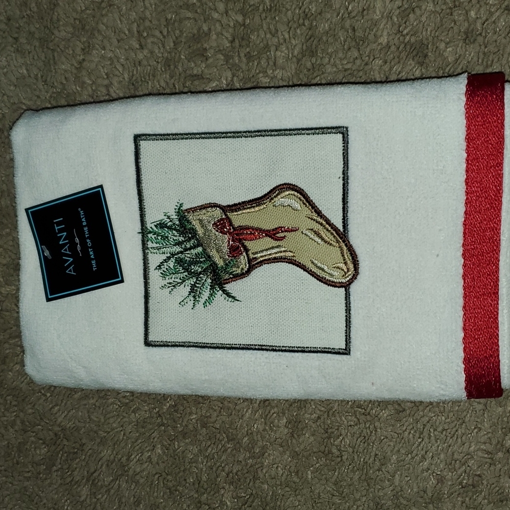 NWT! Holiday Hand Towel